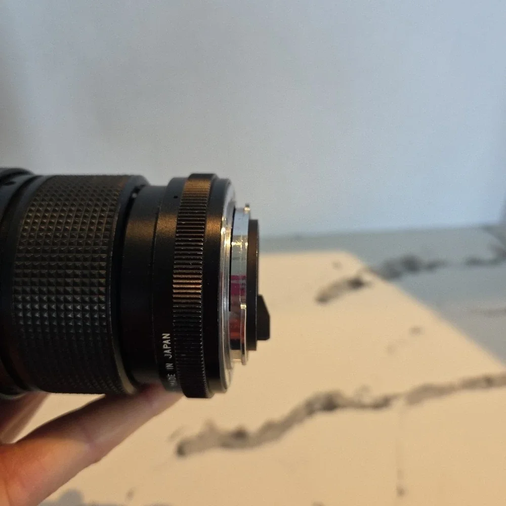 Vintage Vivitar 75-205 mm 1:3.8 Close Focusing Auto‎ Zoom Lens Asanuma Case